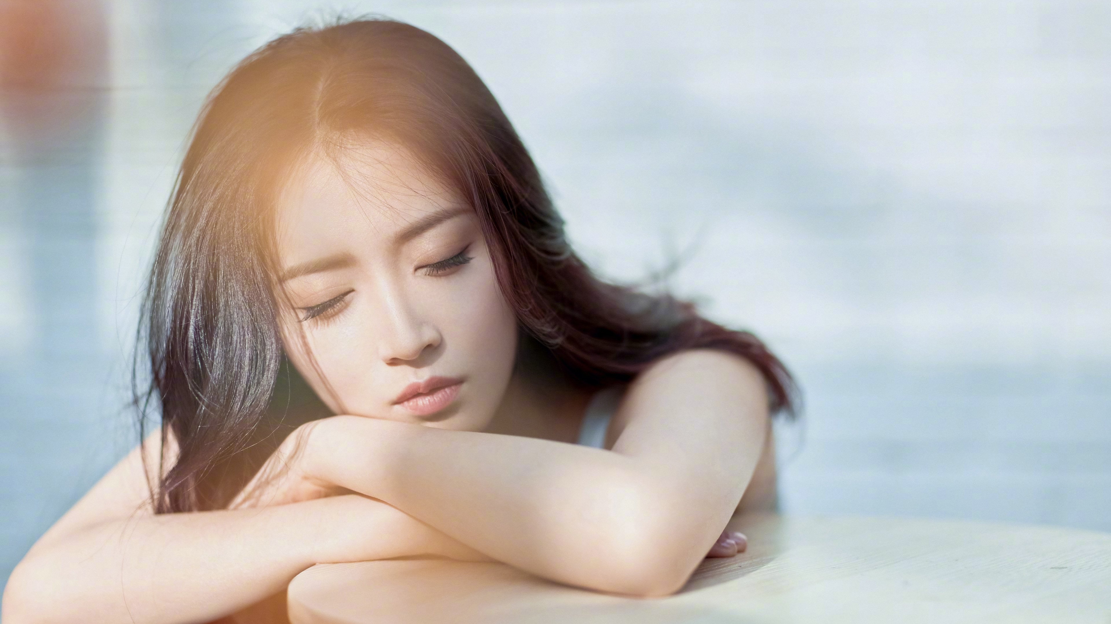 kaiyun体育综合-国际热身赛国家队爆冷 球迷讨论战术调整，国际热身赛直播