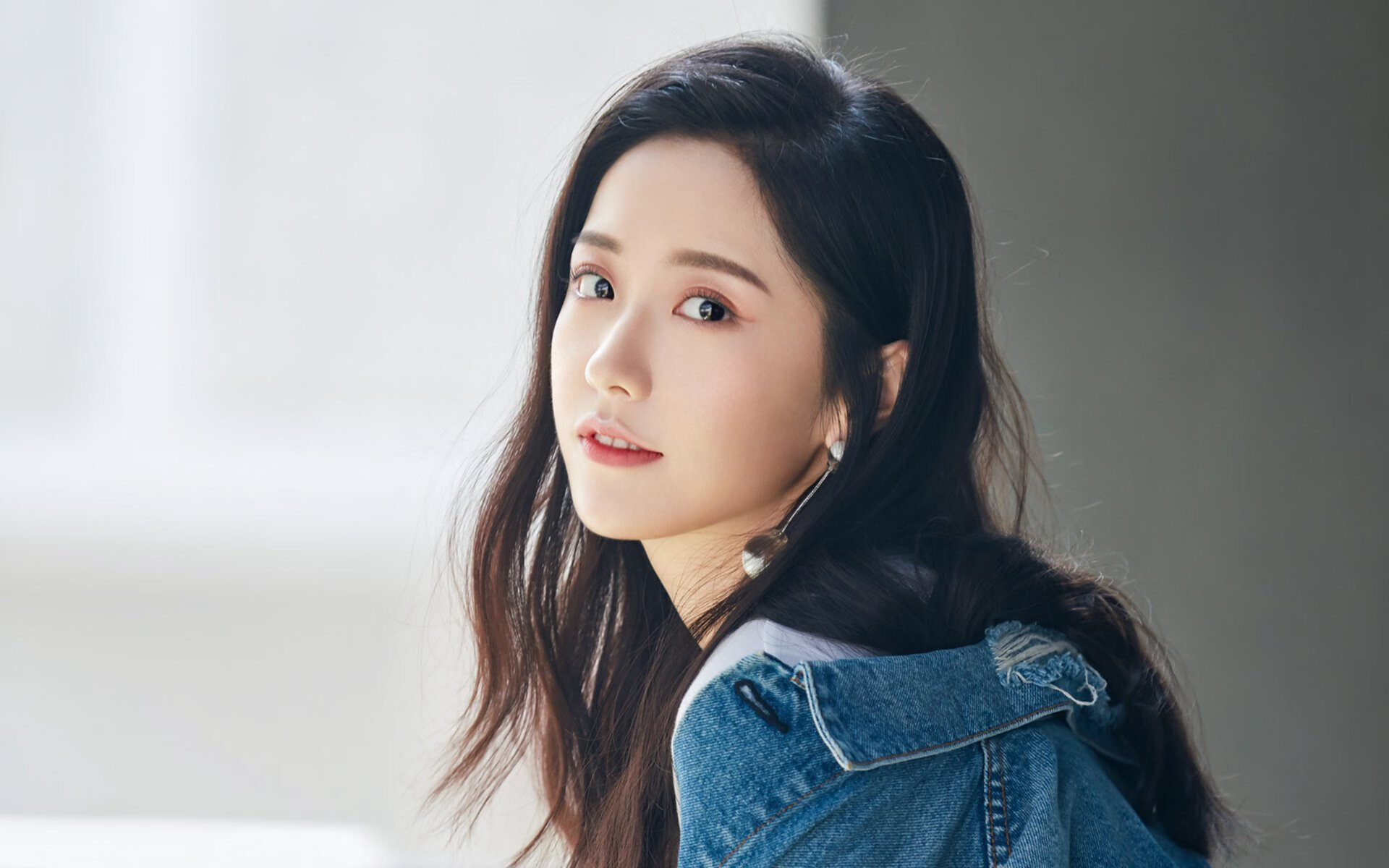 开云官网首页-林丹逆风翻盘羽毛球世锦赛，林丹羽毛球公开赛